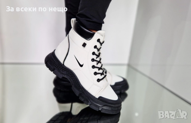 Nike Дамски Бели Боти С Черна Подметка И Вързанки Найк Код P1410, снимка 7 - Дамски боти - 52178862