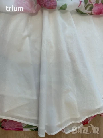 Прекрасна рокля Guess, 14г., 164см., снимка 6 - Детски рокли и поли - 50606653