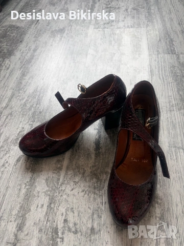 Обувки, снимка 3 - Дамски обувки на ток - 53703652