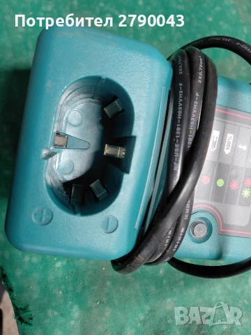 зарядно MAKITA, снимка 3 - Други инструменти - 53556340