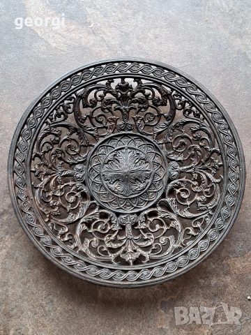 Руска ажурна декоративна чиния Касли