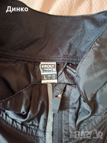 Спортни пролетно-есенни ветровки!И двете за 10 евро!, снимка 4 - Спортни дрехи, екипи - 54178470