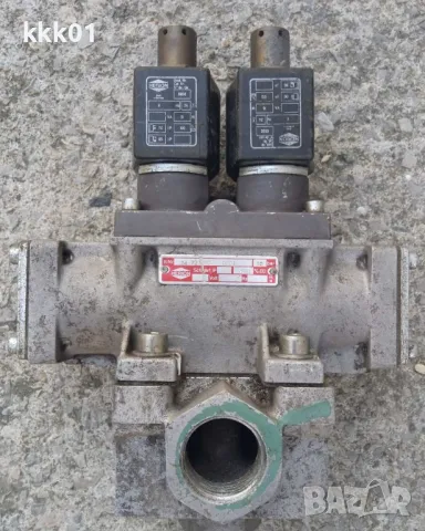 Пневматичен разпределител ,клапан Herion 24 724 03 0801 за ексцентър преси ,гилотини и др.