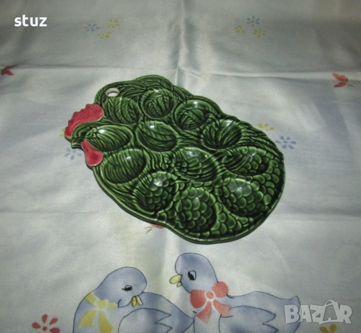 Порцеланово великденско плато с петле, за 12 яйца , снимка 4 - Чинии - 53986831