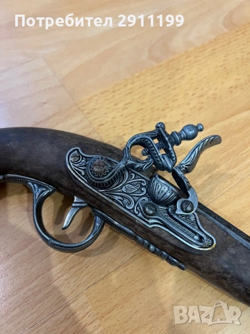 Реплика на кремъклия, снимка 2 - Антикварни и старинни предмети - 53814700