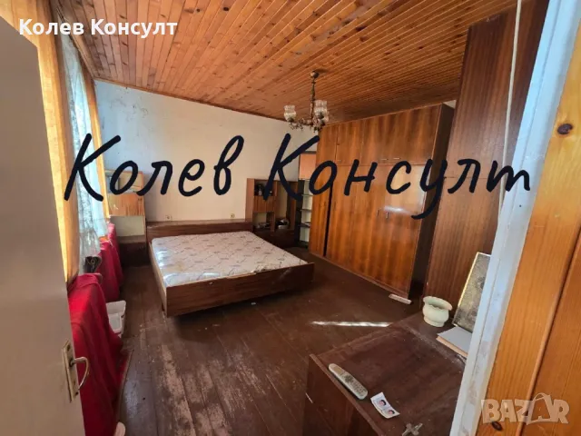 Продавам двуетажна къща в село Александрово, снимка 4 - Къщи - 48827947