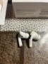 Apple Airpods, снимка 3