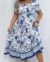 Прекрасна дълга ефирна рокля с ластична талия в бяло с красиви тъмно сини цветя, снимка 1 - Рокли - 45098676