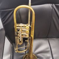 Schmidtco B-Flat Rotary Valve Trumpet 3RV - Ротари Б-Тромпет /Made in Germany/, снимка 3 - Духови инструменти - 45316334