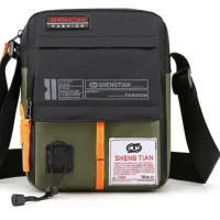 Чанта за през рамо ежедневна мъжка спортна чанта, водоустойчива 24х20х9 см., снимка 4 - Чанти - 44951899