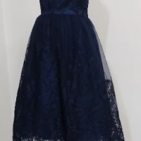 Абитуриентска рокля Chi Chi London M размер, снимка 2 - Рокли - 45202129