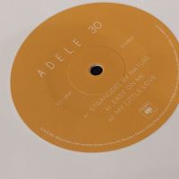 ADELE - 30 - Exclusive White Vinyl - Специално издание бял винил !, снимка 5 - Грамофонни плочи - 45608171