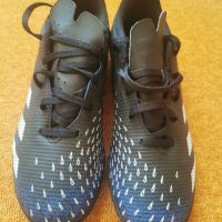 футболни обувки (стоножки) Adidas Predator, снимка 1 - Футбол - 45402676