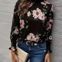 Тънка блуза , снимка 2 - Блузи с дълъг ръкав и пуловери - 45095675