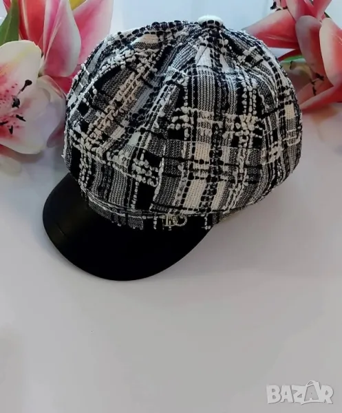 шапка букле christian dior , снимка 1