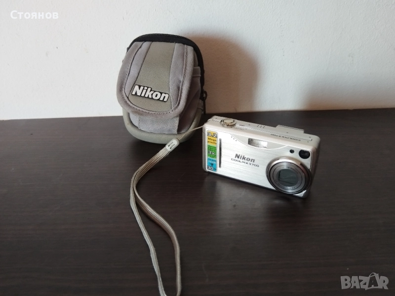Nikon Coolpix E3700 3X Zoom 3.2MP Japan , снимка 1