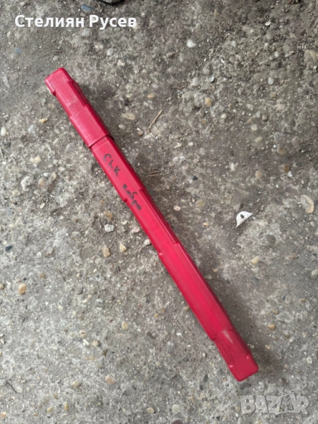 оригинален авариен триъгълник за mercedes CLK 2008 -цена 15лв или 7,67 евро от  clk kabrio 2008г от , снимка 1