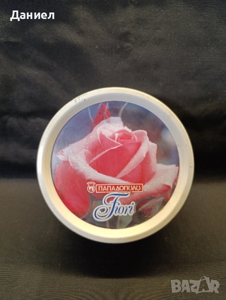 Стара голяма метална кутия , снимка 1