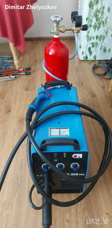 продавам защото не ми трябва апарата е използван само веднъж работи безупречно , снимка 1