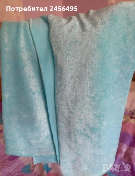 Плат-еластичен плюш от соц.Цена за двата-5лв., снимка 1