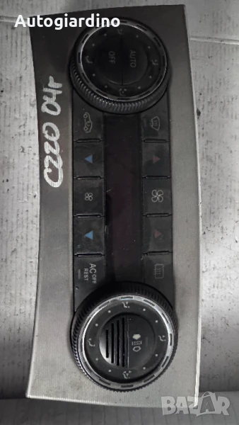 Климатичен блок / панел / табло зa Mercedes C Class - A2038301985 / 9140010523, снимка 1