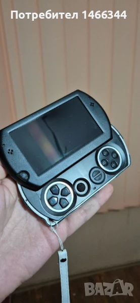 Playstation Portable GO, снимка 1