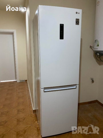 Хладилник LG GBb61, снимка 1 - Хладилници - 44970021