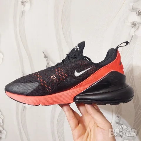 оригинални маратонки Nike Air Max 270  номер 42-42,5, снимка 3 - Маратонки - 47473369