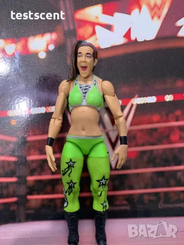 Екшън фигура WWE Bayley Бейли Mattel Elite action figure играчка Green, снимка 4 - Други - 48736682