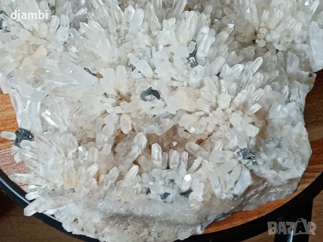 #77  Кварц, Кварцова друза, Планински кристал, 27х37 см, снимка 6 - Декорация за дома - 50370078