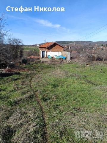 Продава дворно място и къща, снимка 11 - Парцели - 53664063