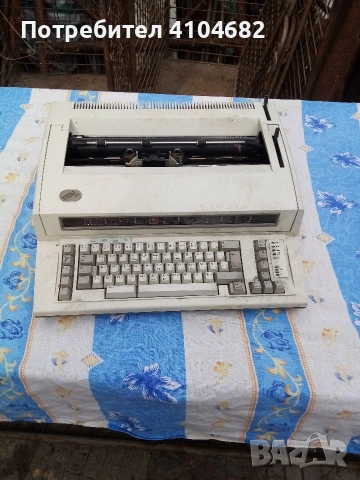 електрическа пишеща машина