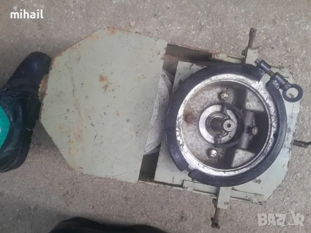редуктор за фреза на завод 100 сливен, снимка 2 - Градинска техника - 49721557