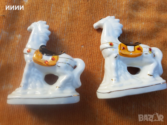 Порцеланова статуетка фигурка кон 2 бр, снимка 2 - Антикварни и старинни предмети - 53270450