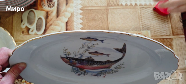 Българско порцеланова плато, снимка 3 - Сервизи - 53839421