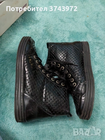 Лачени боти от естествена кожа , снимка 2 - Дамски ежедневни обувки - 52629741