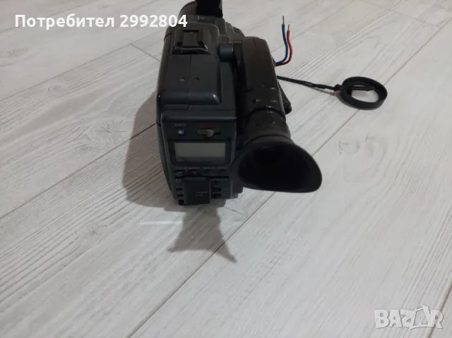 Видеокамера Panasonic, снимка 2 - Камери - 49683398