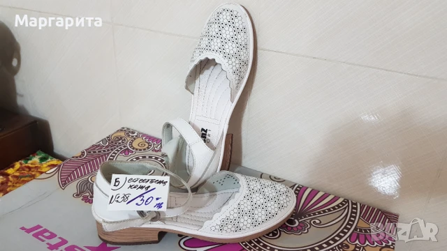 Продавам Дамски Обувки НОВИ, снимка 6 - Дамски ежедневни обувки - 50862635