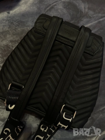 Дамска раница Guess-violet, снимка 3 - Чанти - 53222217