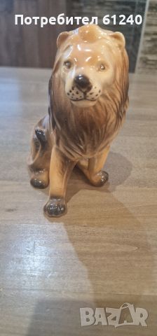 Продавам порцеланова статуетка на лъв