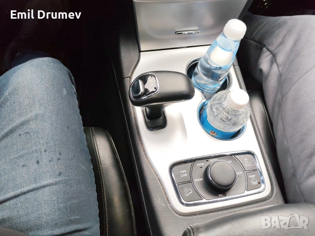 Jeep Grand Cherokee Summit 5.7 , снимка 13 - Автомобили и джипове - 53432784