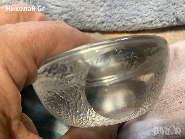 Преспапие кристал произведено в Швеция подпис Матса Йонассона “ Гълъб  на мира”, снимка 3 - Колекции - 54012552