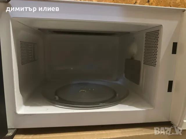 Микровълнова печка Midea 800w, снимка 2 - Микровълнови - 47971382