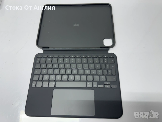 Клавиатура Logitech Combo Touch iPad Pro 11/ M4, снимка 3 - Слушалки за компютър - 53869666