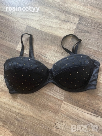 Сутиен с капси 