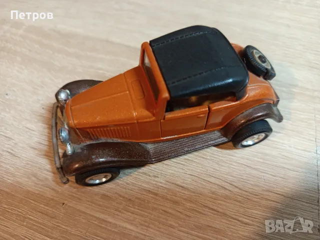 Ford Roadster 1:43, снимка 3 - Колекции - 47709768