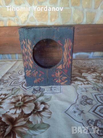 Стара дървена кутия за часовник.