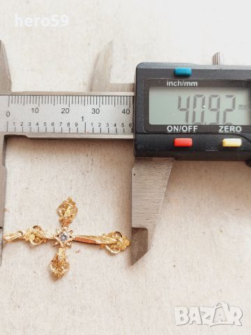 Стар златен 18к кръст , снимка 11 - Колиета, медальони, синджири - 45674276