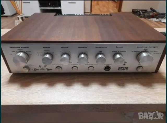 Усилвател Brig - 001 Hi Fi stereo съветски, снимка 1 - Ресийвъри, усилватели, смесителни пултове - 48413510