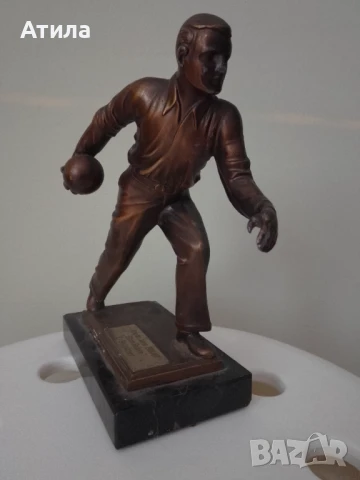 скулптура "боулинг" метал ,мрамор19/17 см, снимка 2 - Други - 51399810